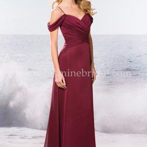 V-Neck Chiffon Dress - MOB/MOG/Bridesmaid - Crnbry